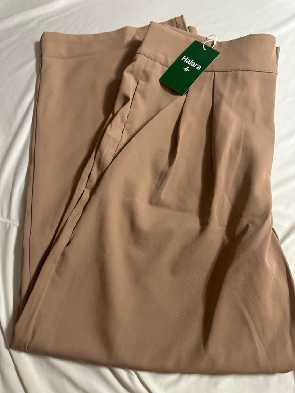 HALARA Straight Leg work Pants in Beige
